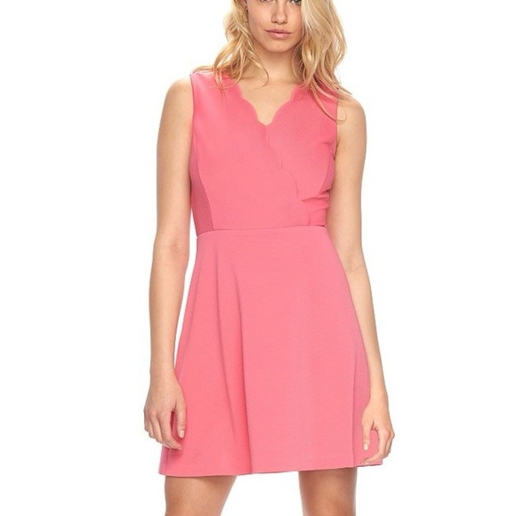 ELLE NWT Pandango Pink Scalloped Ribbed Faux Wrap Sleeveless Fit & Flare Dress - Picture 2 of 12